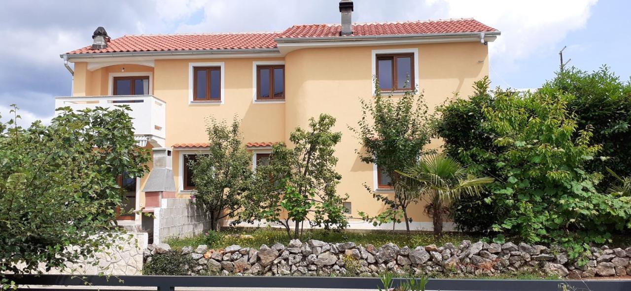 מאלינסקה Apartman Paola מראה חיצוני תמונה